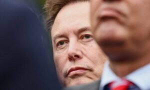 Musk rikthehet në kampin e Trumpit, do të drejtojë studimin e Pentagonit mbi të ardhmen e luftës