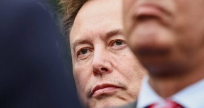 Musk rikthehet në kampin e Trumpit, do të drejtojë studimin e Pentagonit mbi të ardhmen e luftës