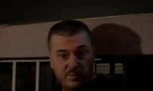 Policia arreston nipin e Hashim Thaçit në sheshin e Prishtinës