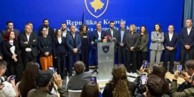 Hamza pranon ofertën e Kurtit për presidente: Kundër-kandidate Eliza Hoxha
