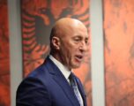 Haradinaj për rezultatet e zgjedhjeve në Serbi: Janë të këqij aq sa ish-pushteti – por këtyre bota iu jep një mundësi dhe kjo është rrezik për Kosovën