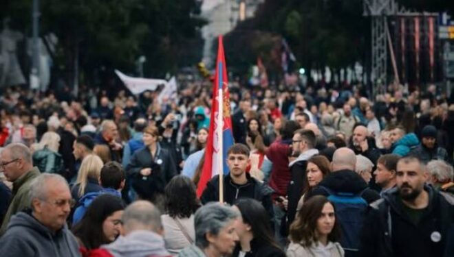 Ambasada e SHBA-së deklarohet për zgjedhjet në Serbi që përmbysën Vuçiqin: I gëzohemi tranzicionit të rregullt të pushtetit